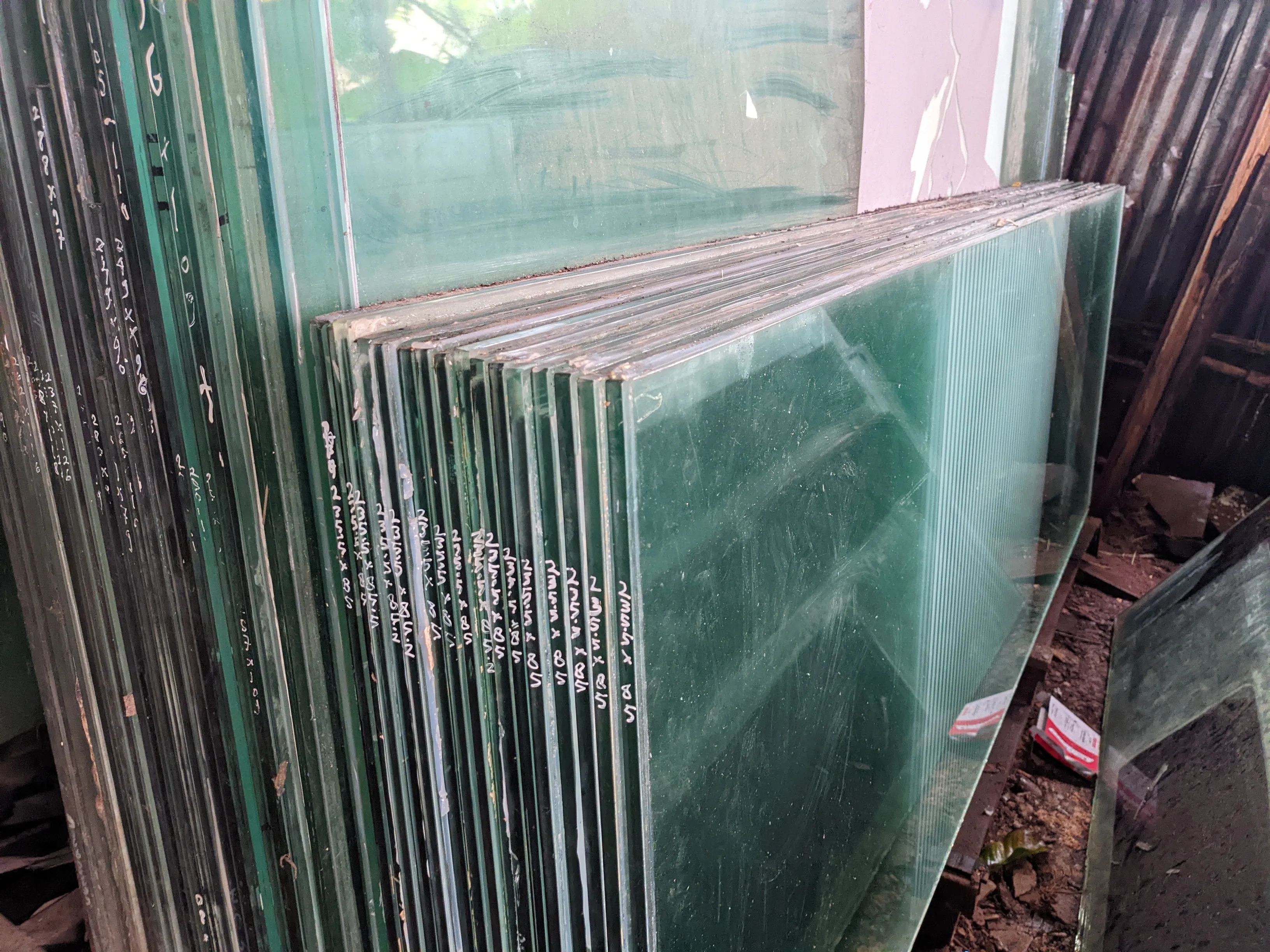 Jual Kaca Tempered Bekas Murah area Jabodetabek